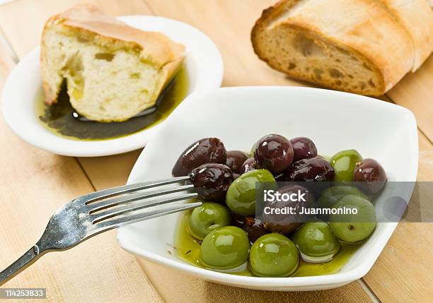 Appetithäppchen Stockfoto und mehr Bilder von Kalamata-Olive - Kalamata-Olive, Olive, Ansicht aus erhöhter Perspektive
