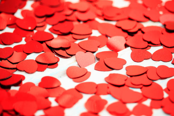 istock red heart confetti. Valentins daq concept 1142581747