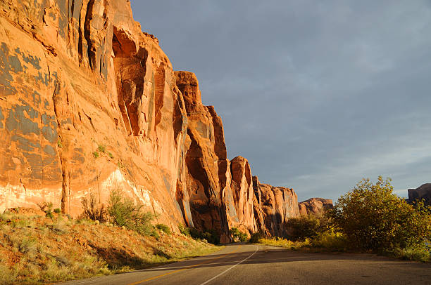 Wall Street penhasco no Colorado River perto Moab - foto de acervo