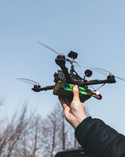 istock Man holds in his hand fpv copter 1142588469