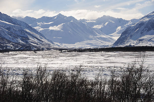 Black Rapids geleira na Cordilheira do Alaska - foto de acervo