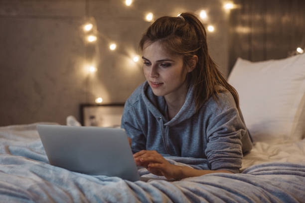 istock Lets see whats new online 1142594146