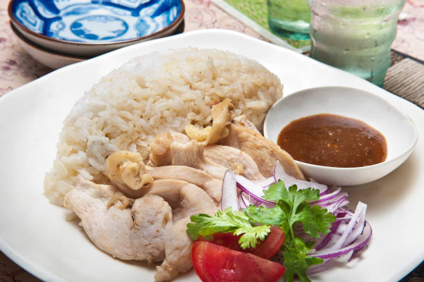 istock Singapore style chicken rice 1142596601
