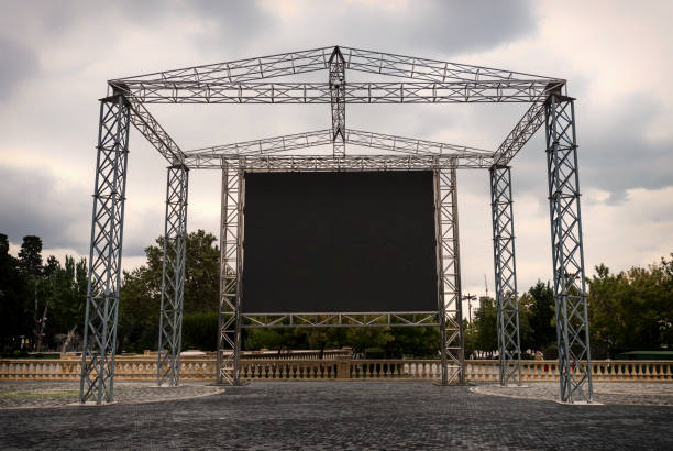 istock Big screen in the city park 1142609002