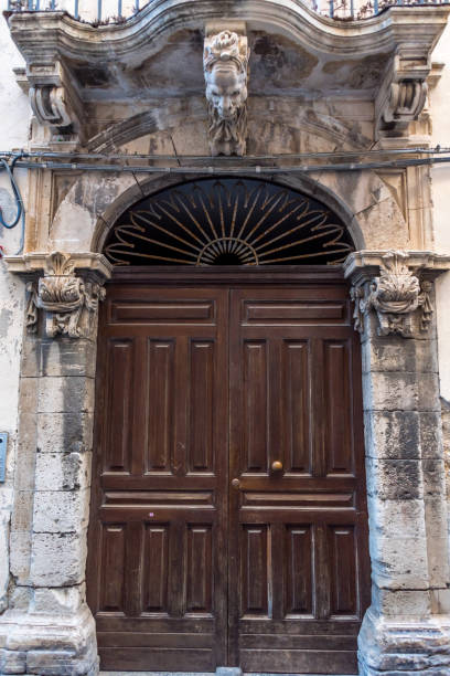 istock Ancient Door to a Building in Sicily 1142612281