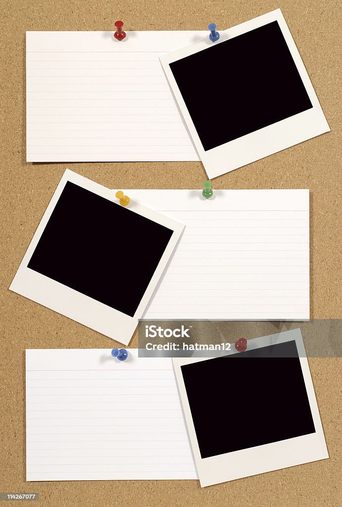 通知ボード - インスタントカメラのロイヤリティフリーストックフォト