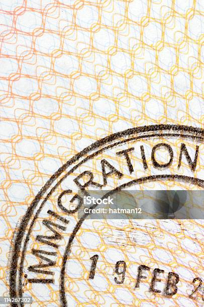 Immigrazione Timbro Del Passaporto - Fotografie stock e altre immagini di Documento - Documento, Emigrazione e Immigrazione, Composizione verticale