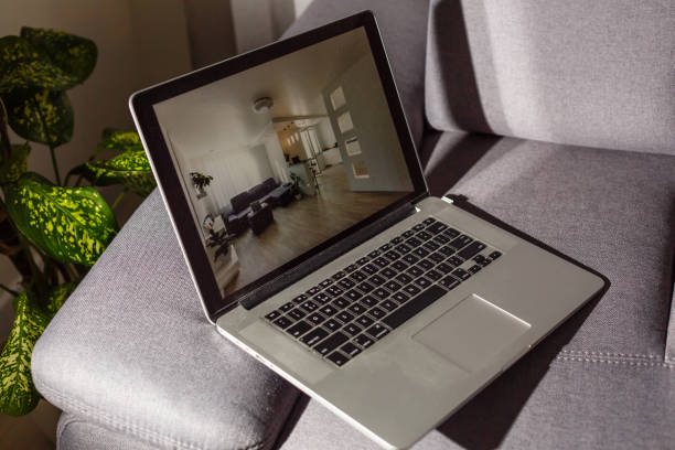istock Apartment search online concept: house search application on a laptop screen 1142675965