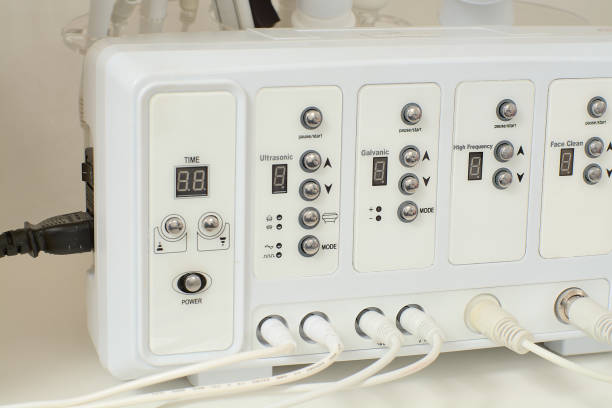 istock Cosmetic Multifunctional Device close-up in beauty salon. 1142691434