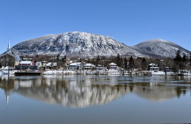 istock Mont-Saint-Hilaire mountain in the spring 1142713076