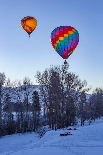 istock Hot air balloons 1142713176