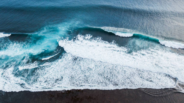 istock Aerial view of huge ocean waves 1142716687