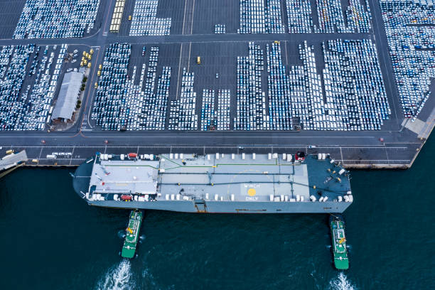 Aerial View of parking Many cars lined up in the harbor parking lot parallel port stock pictures, royalty-free photos & images