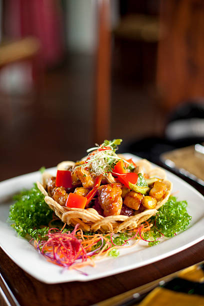istock Chicken and Veggie meal 114273643