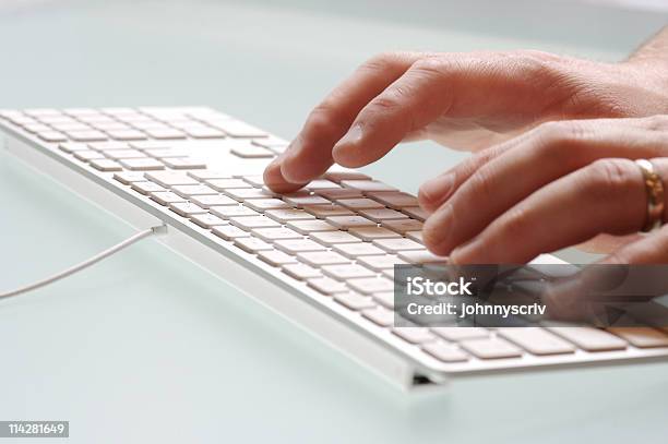 Tastatur V7 Stockfoto und mehr Bilder von Login - Login, Passwort, Bedienungsknopf