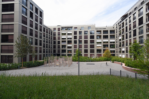 Greencity is a new built up district in the south of Zurich City. The District contains more than 700 Apartments / Flats a Hotel and arround 2000 jobs. Sihlcity is the first 2000 Watt Certified Areal in Switzerland. The image shows some of the residential buildings of Greencity.