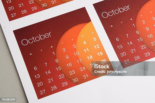 Października - zdjęcia stockowe i więcej obrazów Bez ludzi - Bez ludzi, Czas, Data