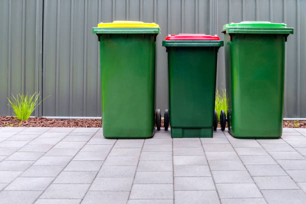 istock Australian home outdoor waste bins set 1142823073