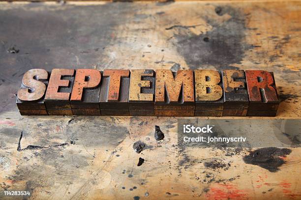 9 月です - ひらめきのストックフォトや画像を多数ご用意 - ひらめき, アルファベット, カラー画像