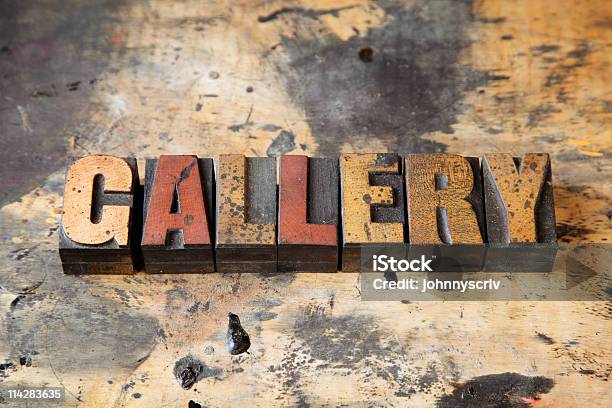 Galeria - Fotografias de stock e mais imagens de Abstrato - Abstrato, Alfabeto, Antigo