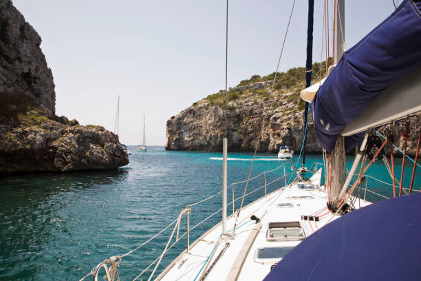 istock SAILING BOAT, MOORING IN BEAUTIFUL COVES 1142844873