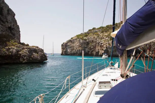 Photo of SAILING BOAT, MOORING IN BEAUTIFUL COVES