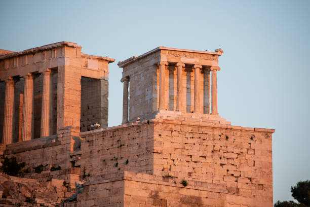 temple of athena nike, acropolis, athens, greece - nike imagens e fotografias de stock