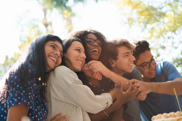 istock An affectionate hug of birthday 1142846591