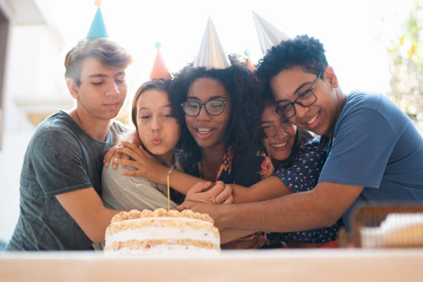 istock An affectionate hug of birthday 1142847284