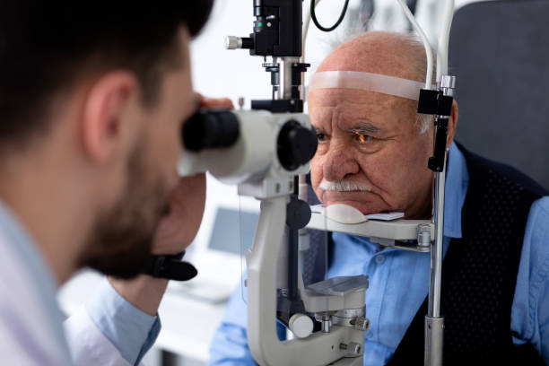 istock Senior Patient consulting With Optician In Office 1142889014