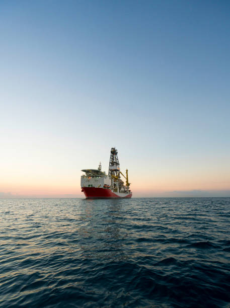 istock Oil Tanker 1142902108