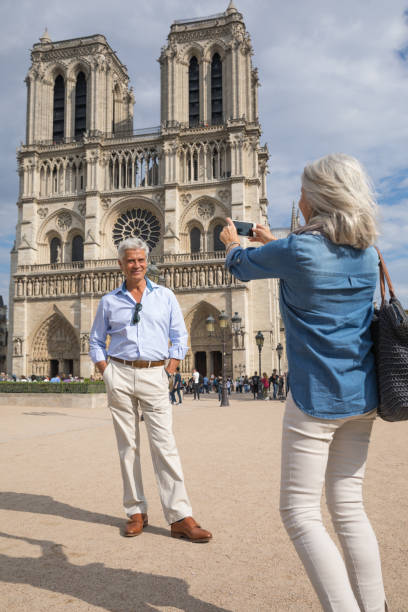 istock Seniors in Paris, having a wonderful vacation 1142909297