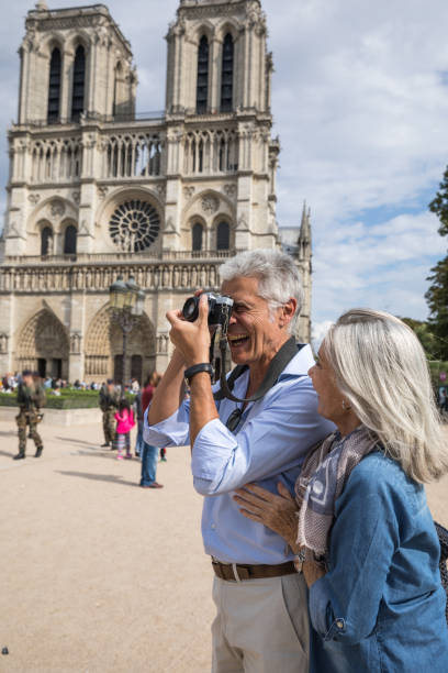 istock Seniors in Paris, having a wonderful vacation 1142909318