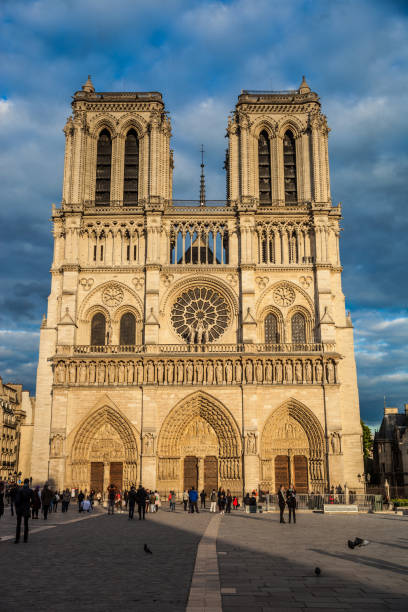 istock Notre Dame de Paris Cathedral 1142909323