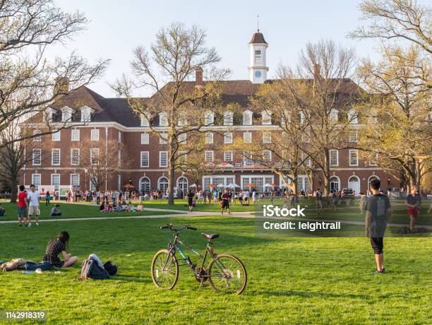 College Students On University Campus Stock Photo - Download Image Now - Campus, University, USA