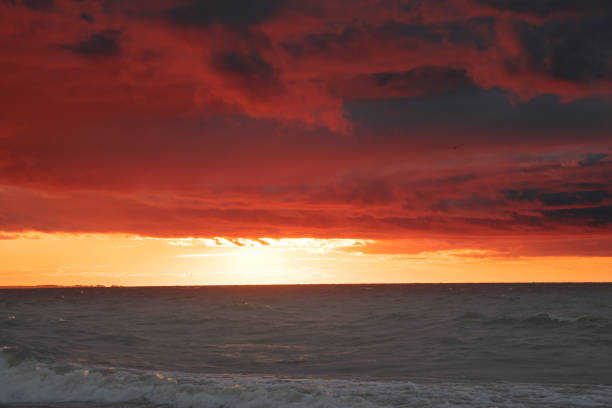 istock Sunset on the sea 1142989851