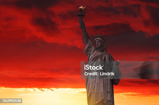 istock Statue of Liberty 1142993438