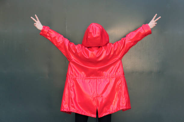 istock Fashionable young woman 1143004193