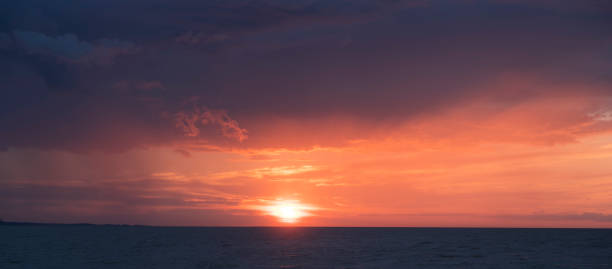 istock Sunset on the sea 1143008924