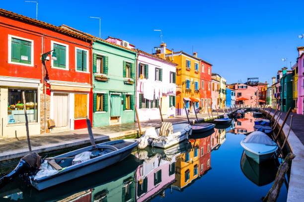 istock burano - famous old town - italy 1143041246