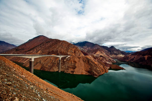Scenic overhead view of the Jordanelle Reservoir in Utah, United States.