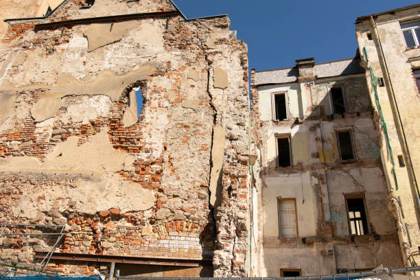 istock Destroyed buildings in the city 1143074210