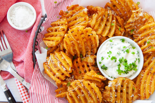istock Crunchy waffle fries with dip 1143078577