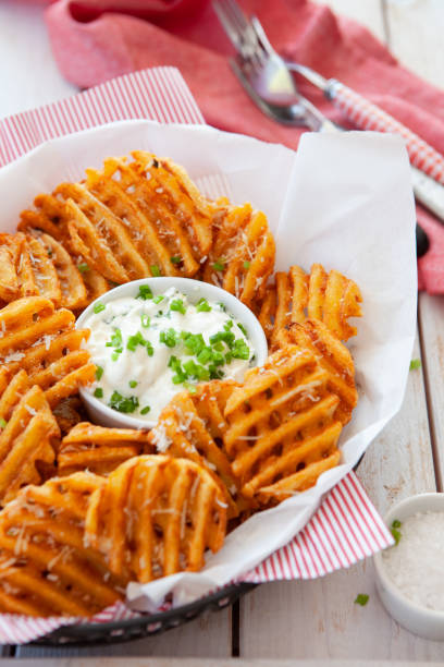 istock Crunchy waffle fries with dip 1143078907