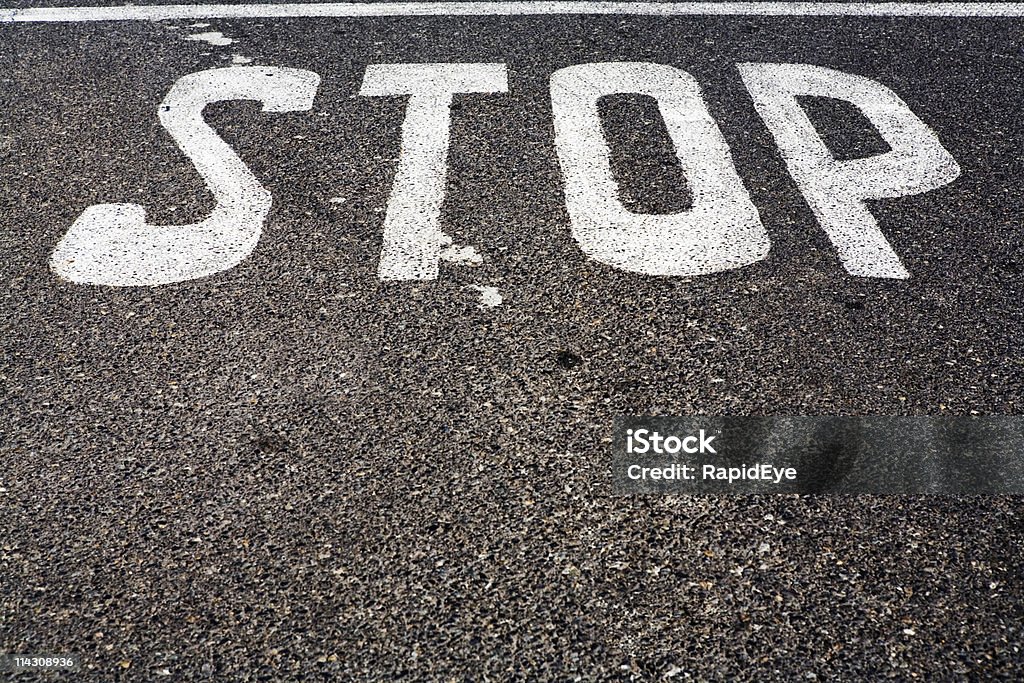 Señal de Stop - Foto de stock de Asfalto libre de derechos