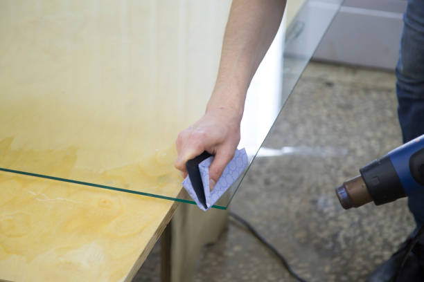istock installation of protective film on Windows 1143110614
