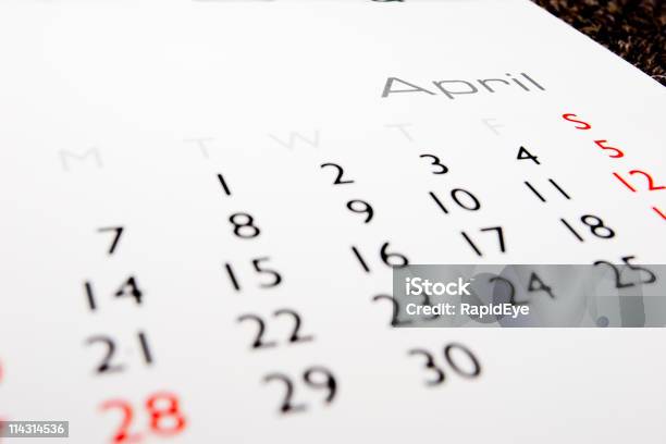 Calendário De Abril - Fotografias de stock e mais imagens de Abril - Abril, Calendário, Data