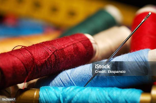 洋裁素材 - 針に糸を通すのストックフォトや画像を多数ご用意 - 針に糸を通す, カラフル, カラー画像
