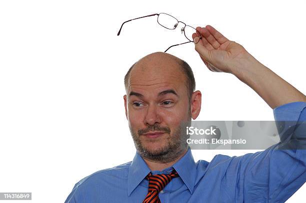 Sich Am Kopf Kratzen Mit Brille Stockfoto und mehr Bilder von Männer - Männer, Selbstzufrieden, Oberhemd