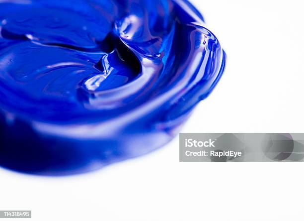 Tinta Azul - Fotografias de stock e mais imagens de Azul - Azul, Azul Real, Bolha - Forma